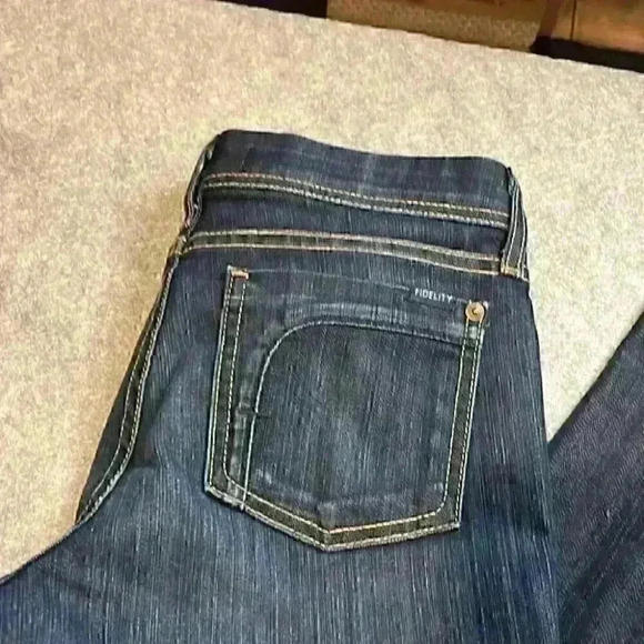 Fidelity Denim, Stevie Cut. Size 27. - Picture 6 of 8